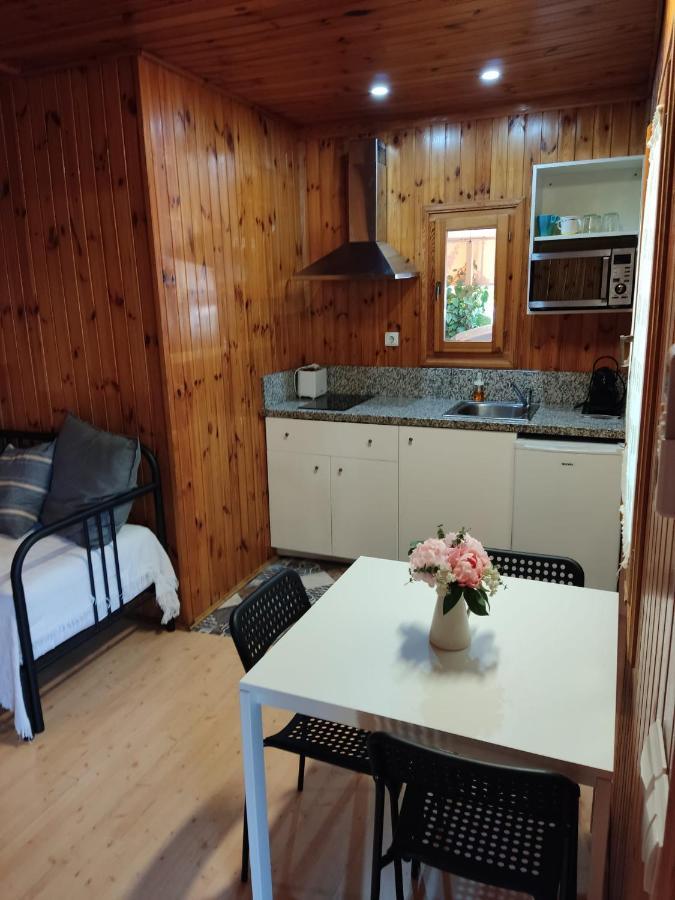 Bungalow con piscina en camping privado cerca de la playa de Torre del Mar Ideal familias Vélez Exterior foto