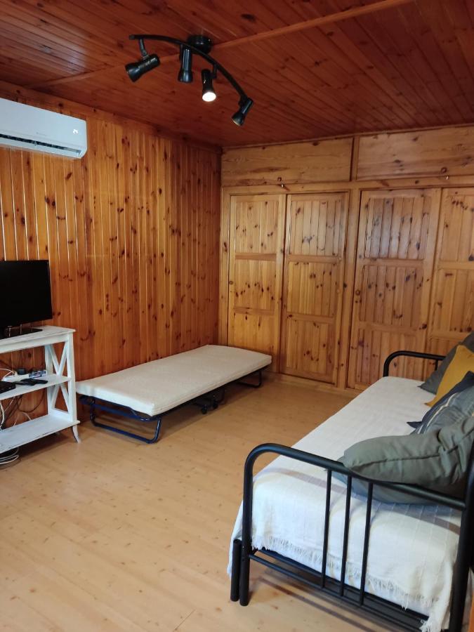 Bungalow con piscina en camping privado cerca de la playa de Torre del Mar Ideal familias Vélez Exterior foto